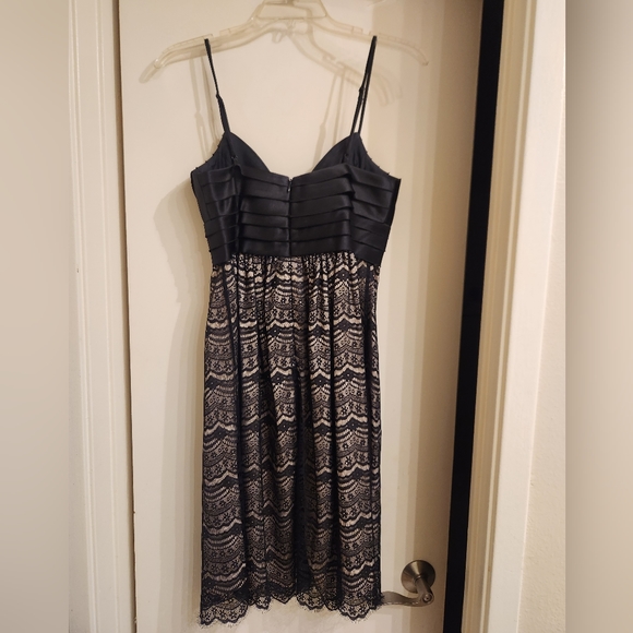 Max & Cleo Women Tea Party Black Lace Dress NWT Size 4 - Picture 4 of 4